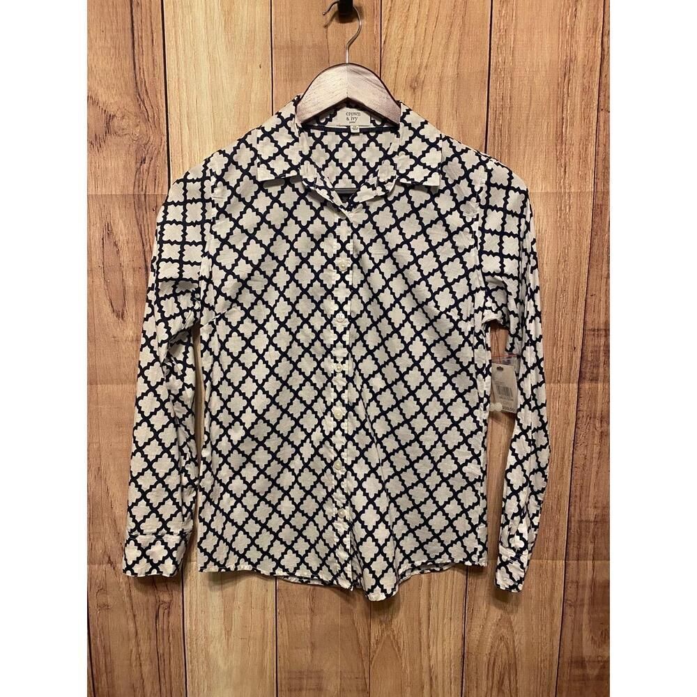 Crown & Ivy PP XS Petite NWT White Navy Geo Button-Up Blouse business light